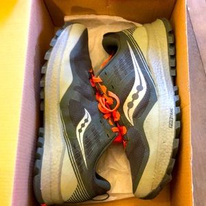 Selling Saucony trail running shoes worn 1 time